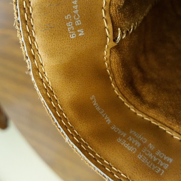 BORN LEATHER BOOTS - Picture 7 of 9